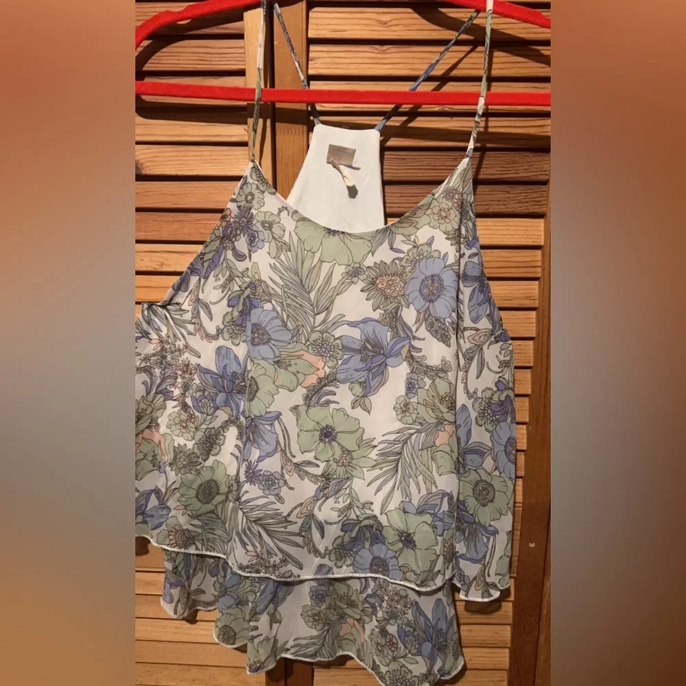 Flower blouse - Picture 2 of 4